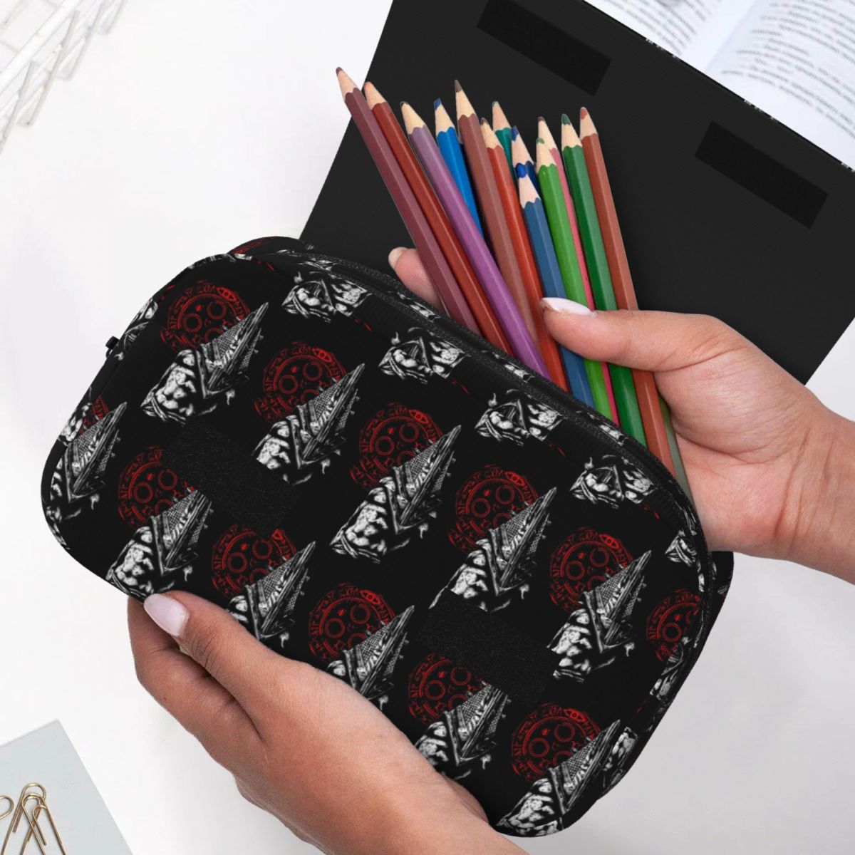Chain Link And Fog Silent Hill - Stationery And Office Supply Chain recensie en prijs